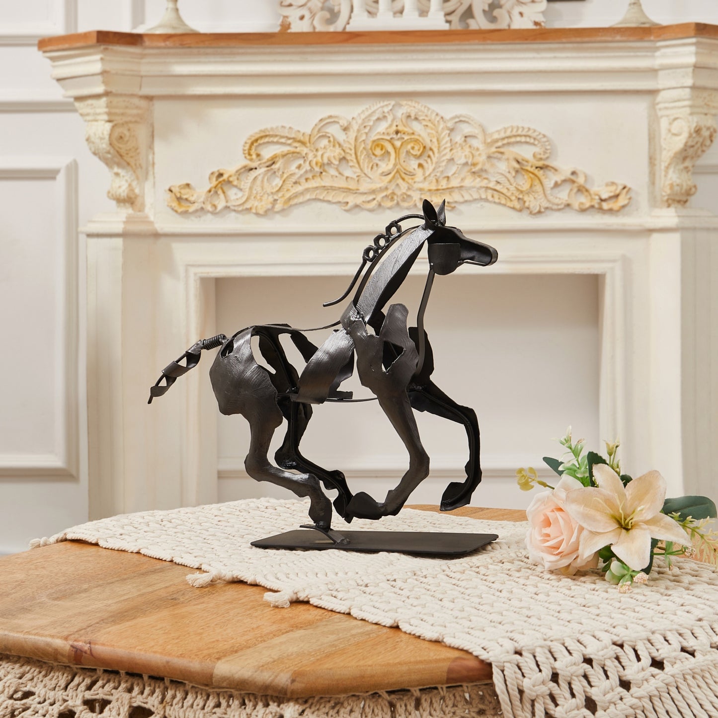 SunBlogs Art Metal Horse Statue & Sculpture Decor