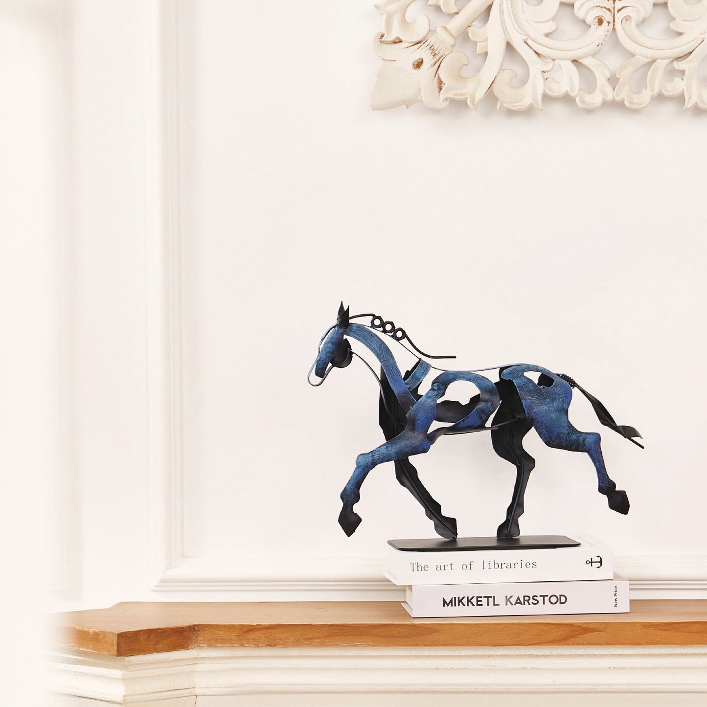 SunBlogs Art Metal Horse Statue & Sculpture Decor