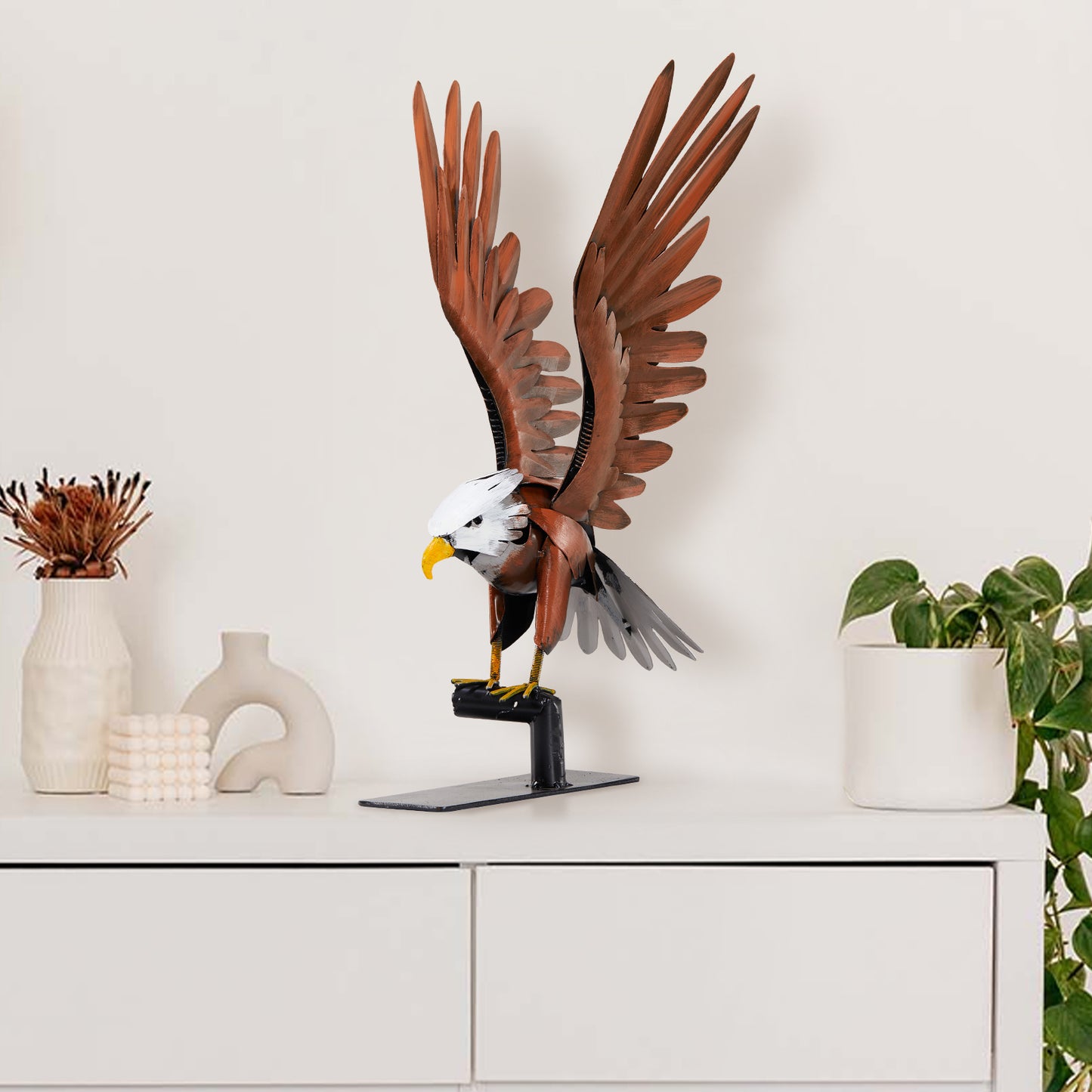SunBlogs Art Metal Flying Eagle Statue & Sculpture Decor
