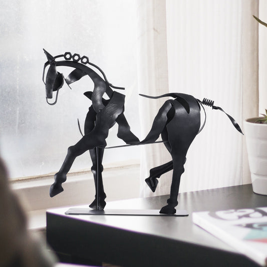 SunBlogs Art Metal Horse Statue & Sculpture Decor