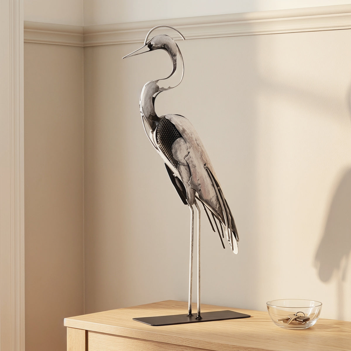 SunBlogs Art Handmade & Hand-painted Metal Heron Sculpture for Bird Lovers